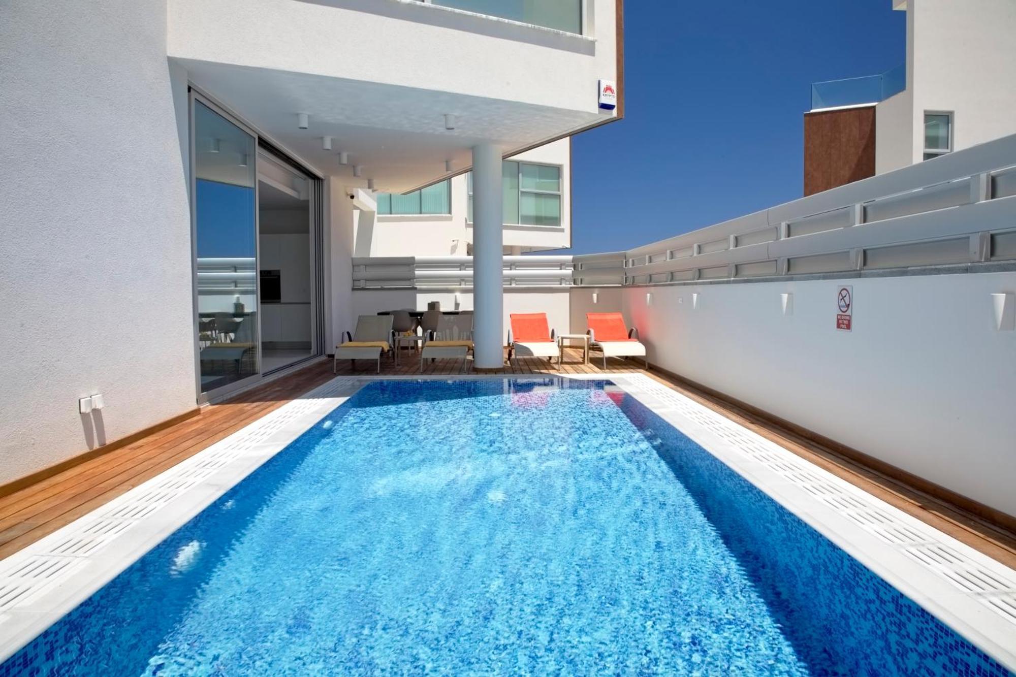 Seaview Luxury Villa Jacuzzi & Pool! 2 Min Beach Protaras Exterior photo